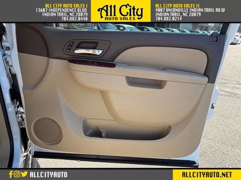 Used 2011 GMC Yukon SLT w/ SLT-2 Equipment Package image 26