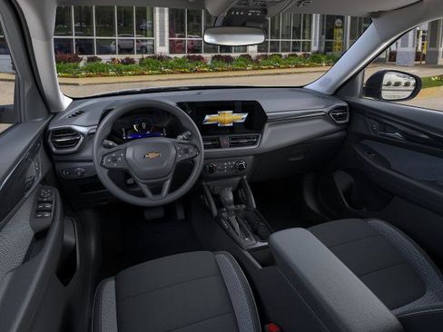 New 2026 Chevrolet TrailBlazer LS AWD/4WD image 39