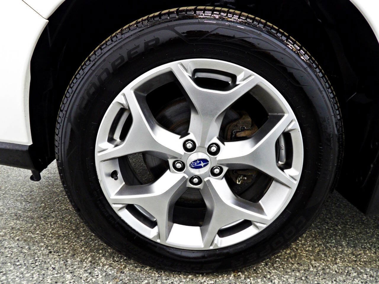 Used 2017 Subaru Forester 2.5i Touring AWD/4WD image 20