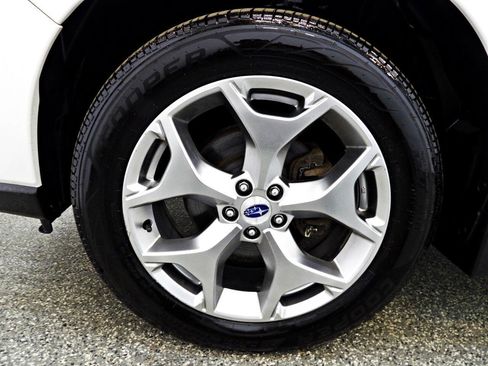 Used 2017 Subaru Forester 2.5i Touring AWD/4WD image 20
