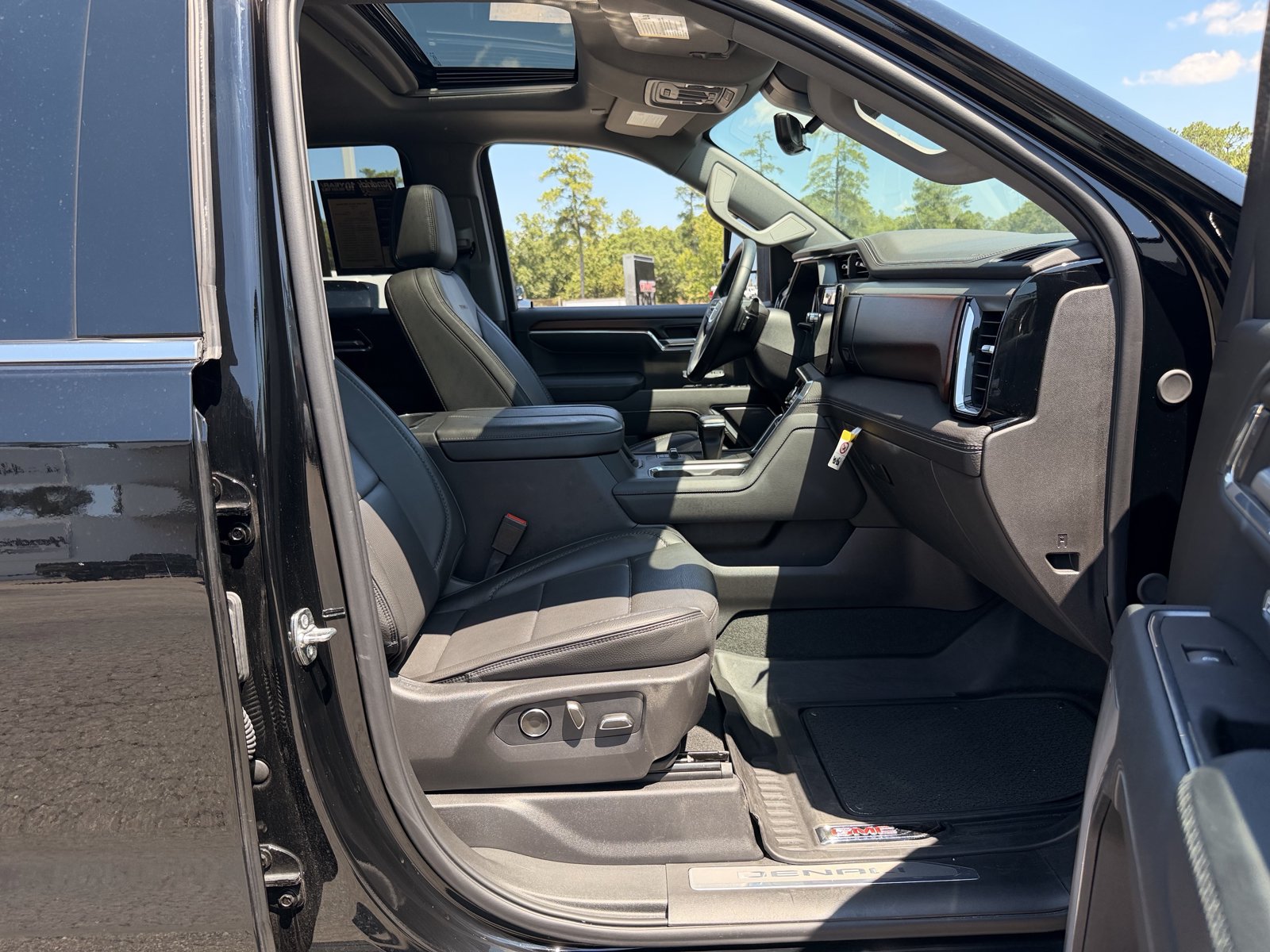 Used 2026 GMC Sierra 1500 Denali w/ Denali Reserve Package AWD/4WD image 69