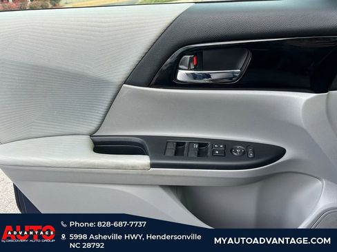 Used 2016 Honda Accord LX image 19