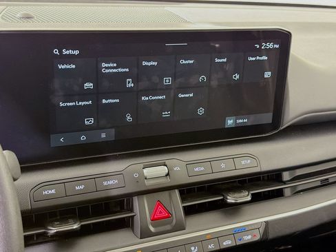 Used 2025 Kia K4 FWD image 32