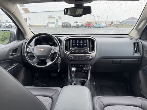 Used 2022 Chevrolet Colorado Z71 AWD/4WD image 13