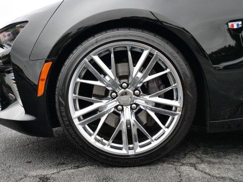 Used 2018 Chevrolet Camaro SS image 45