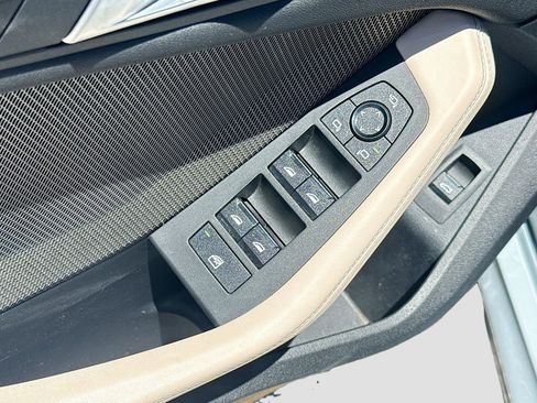 Used 2026 BMW 228i FWD image 19