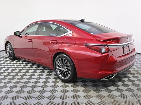 Used 2025 Lexus ES 350 Ultra Luxury FWD image 3