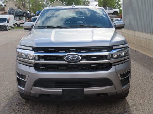 Used 2023 Ford Expedition Limited AWD/4WD image 14