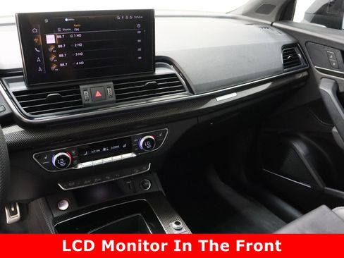 Used 2024 Audi SQ5 Prestige image 16
