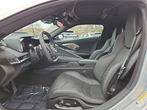 Used 2024 Chevrolet Corvette Stingray Preferred Cpe w/ Z51 Performance Package RWD image 12
