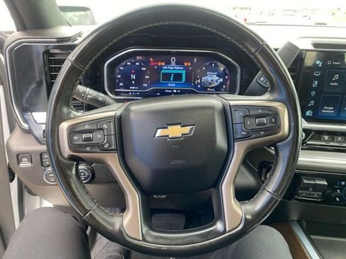 Used 2024 Chevrolet Silverado 2500 High Country w/ High Country Premium Package AWD/4WD image 11