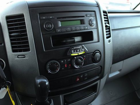 Used 2012 Mercedes-Benz Sprinter 3500 image 19