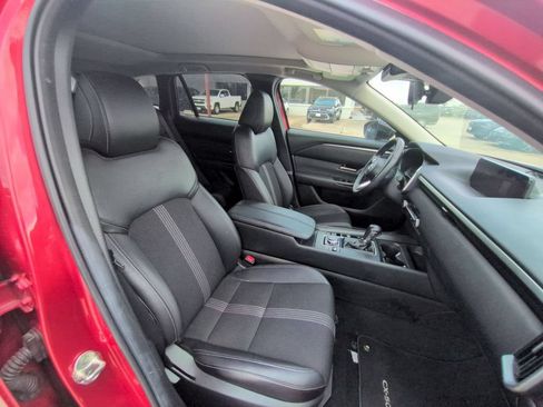 Used 2025 MAZDA CX-50 AWD 2.5 S w/ Premium Package image 29