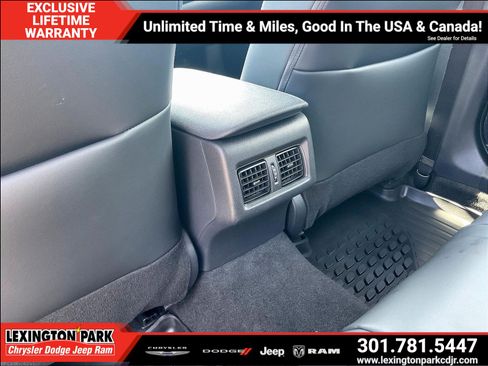 Used 2024 Toyota Camry XSE w/ Cold Weather Package FWD image 10