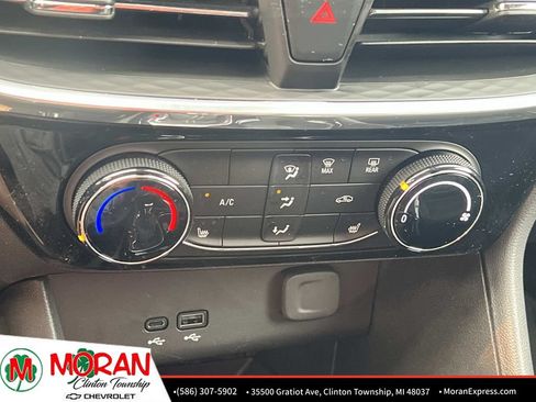 Used 2025 Buick Encore GX Sport Touring w/ Comfort Package FWD image 22