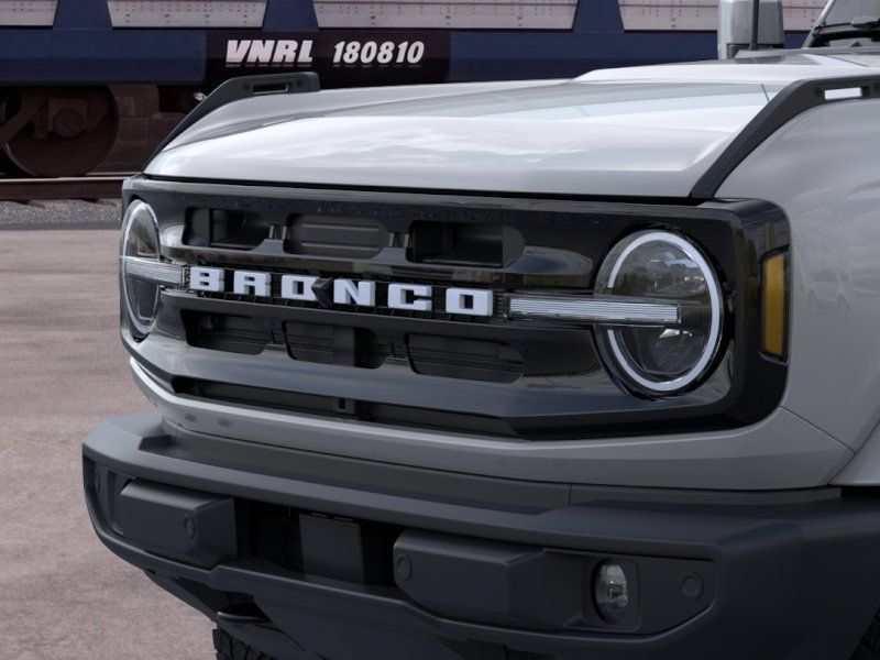 New 2026 Ford Bronco Outer Banks AWD/4WD image 19