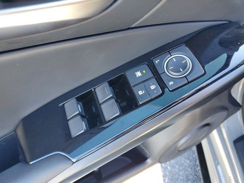 Used 2025 Lexus IS 350 F Sport image 14