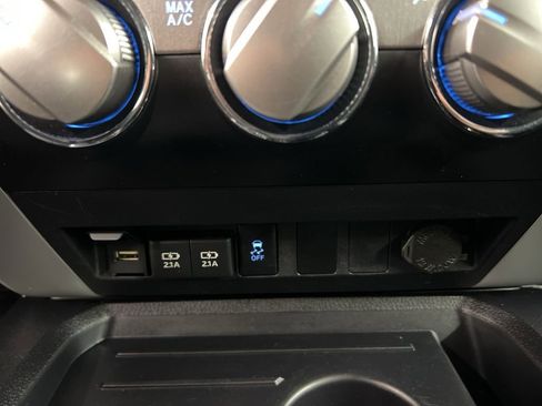 Used 2021 Toyota Tundra SR5 w/ SR5 Upgrade Package RWD image 14