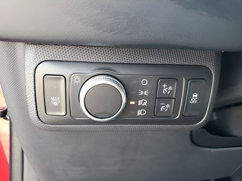 Used 2021 Ford Mustang Mach-E Premium image 33