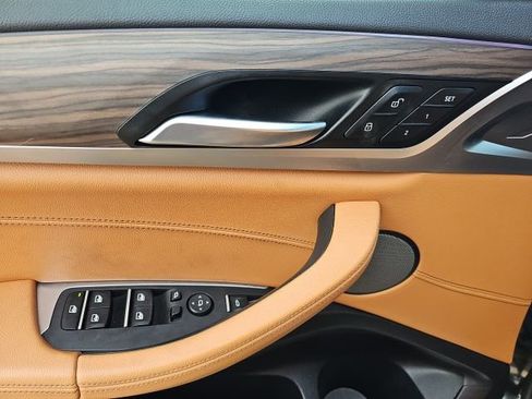 Used 2019 BMW X3 M40i image 16