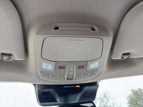 Used 2022 Ford Expedition XLT image 31