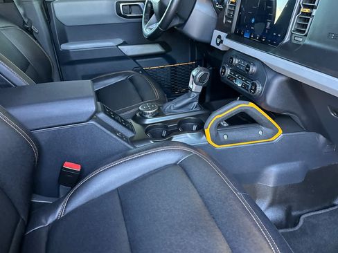 Certified 2023 Ford Bronco Badlands AWD/4WD image 16