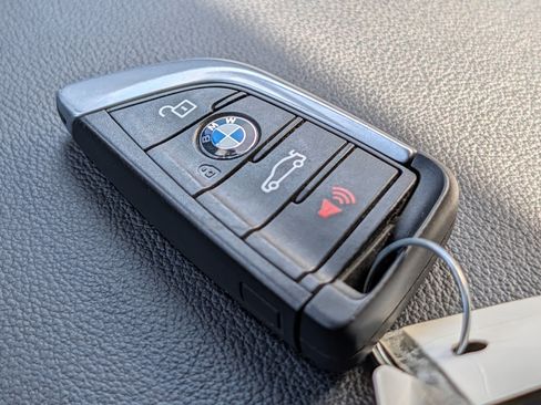 Used 2019 BMW X3 xDrive30i w/ Premium Package AWD/4WD image 36
