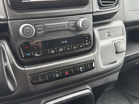 Used 2025 RAM ProMaster 3500 image 28