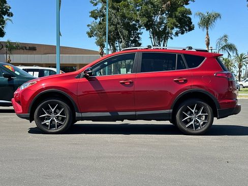 Used 2017 Toyota RAV4 SE w/ Advanced Technology Package FWD image 6