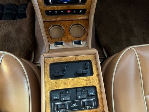 Used 1996 Rolls-Royce Silver Spur image 14