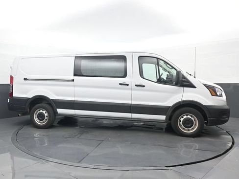 Used 2023 Ford Transit 250 Low Roof RWD image 2