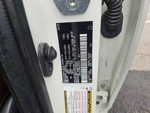 Used 2022 Toyota 4Runner Limited AWD/4WD image 33