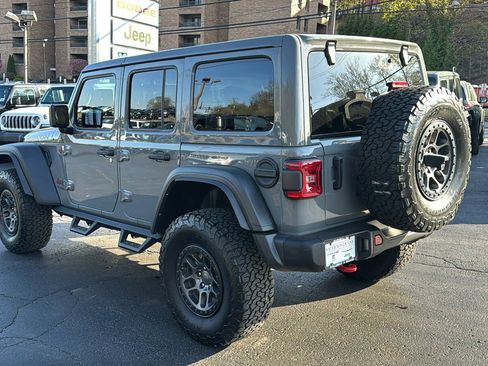 Certified 2022 Jeep Wrangler Unlimited Rubicon w/ Xtreme Recon 35" Tire Package AWD/4WD image 5