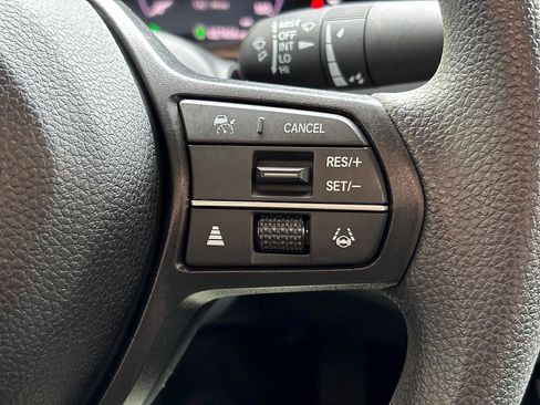 Certified 2025 Honda Accord SE image 30