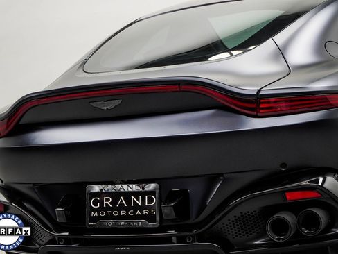 Used 2020 Aston Martin V8 Vantage Coupe image 13