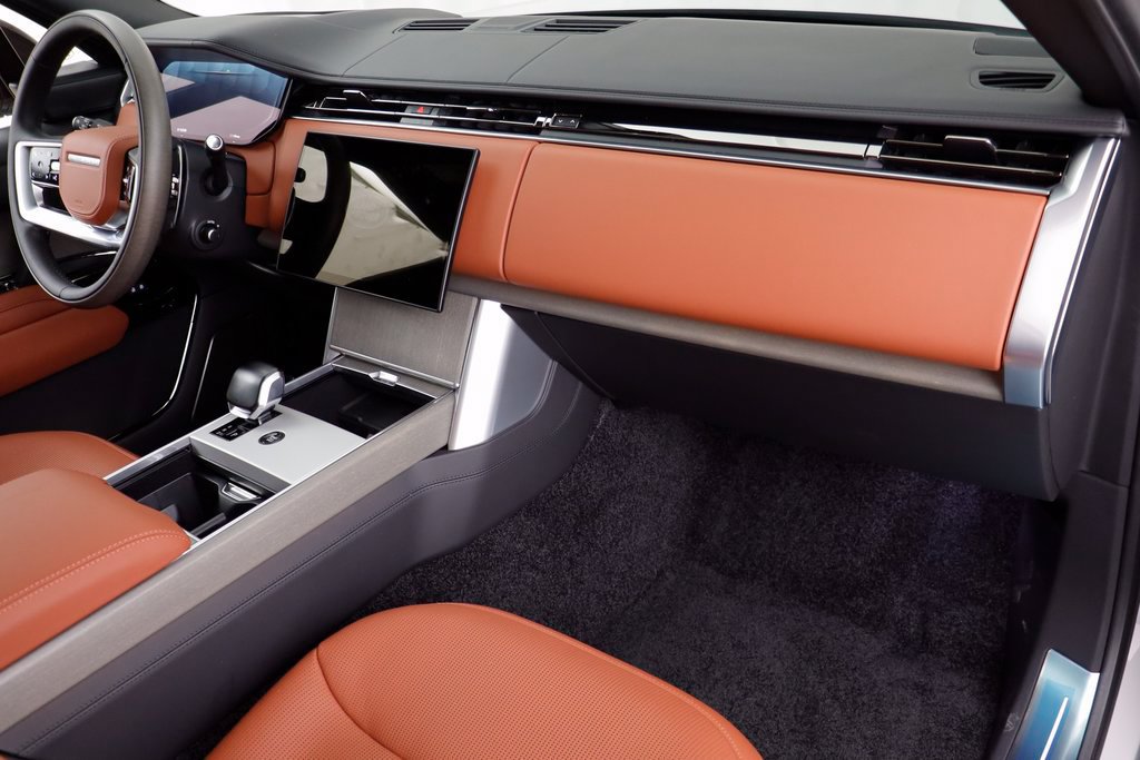 New 2026 Land Rover Range Rover SV AWD/4WD image 26
