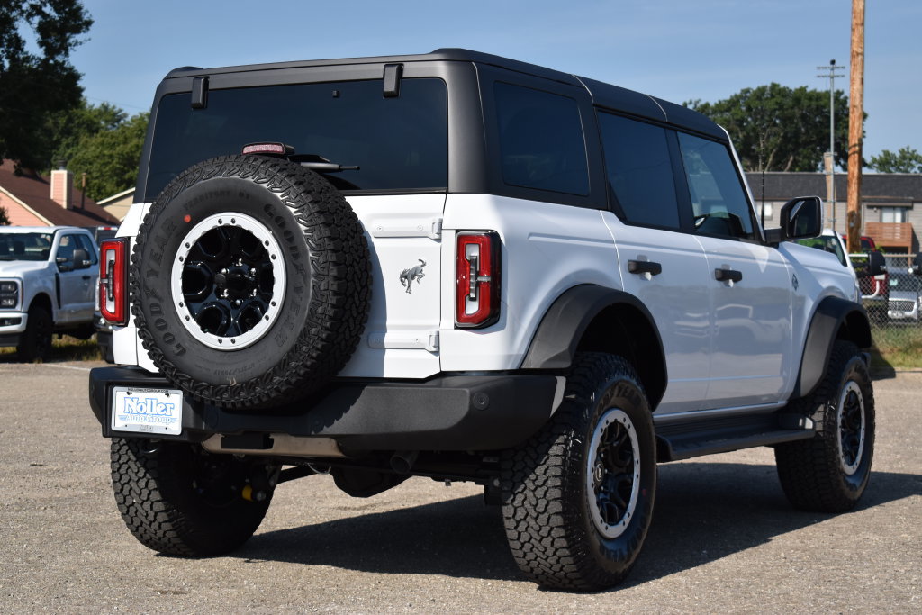 New 2026 Ford Bronco Outer Banks w/ Sasquatch Package AWD/4WD image 8
