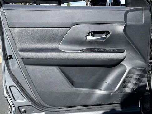 New 2026 Nissan Kicks SV image 10