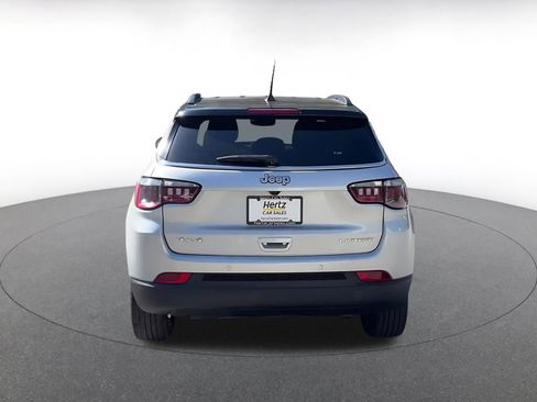 Used 2025 Jeep Compass Limited AWD/4WD image 12