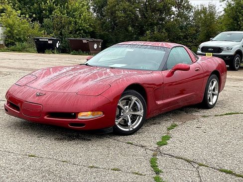 Used 1997 Chevrolet Corvette Coupe image 2