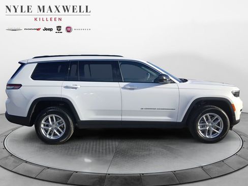 New 2026 Jeep Grand Cherokee L 4WD image 17