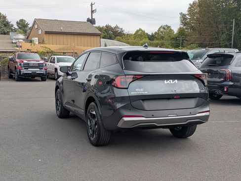 New 2026 Kia Sportage S image 6