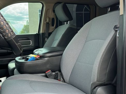 Used 2019 RAM 2500 Big Horn AWD/4WD image 10