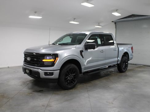 New 2026 Ford F150 XLT w/ Equipment Group 302A MID AWD/4WD image 3