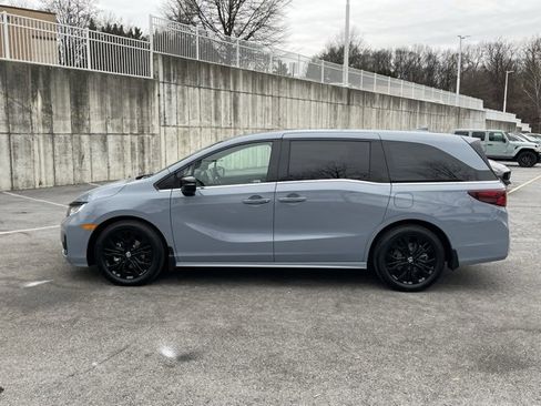 Certified 2025 Honda Odyssey Sport-L image 4