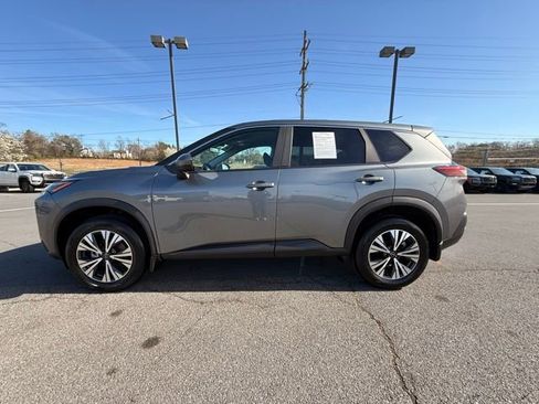 Certified 2023 Nissan Rogue SV image 8