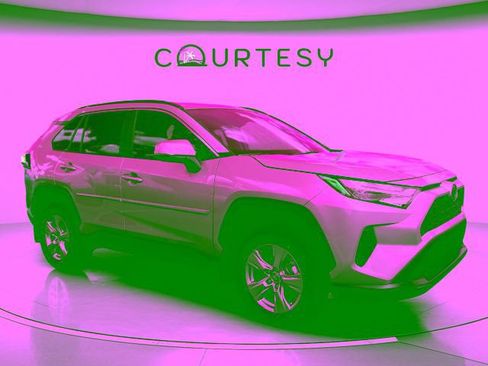 Certified 2025 Toyota RAV4 XLE AWD/4WD image 7