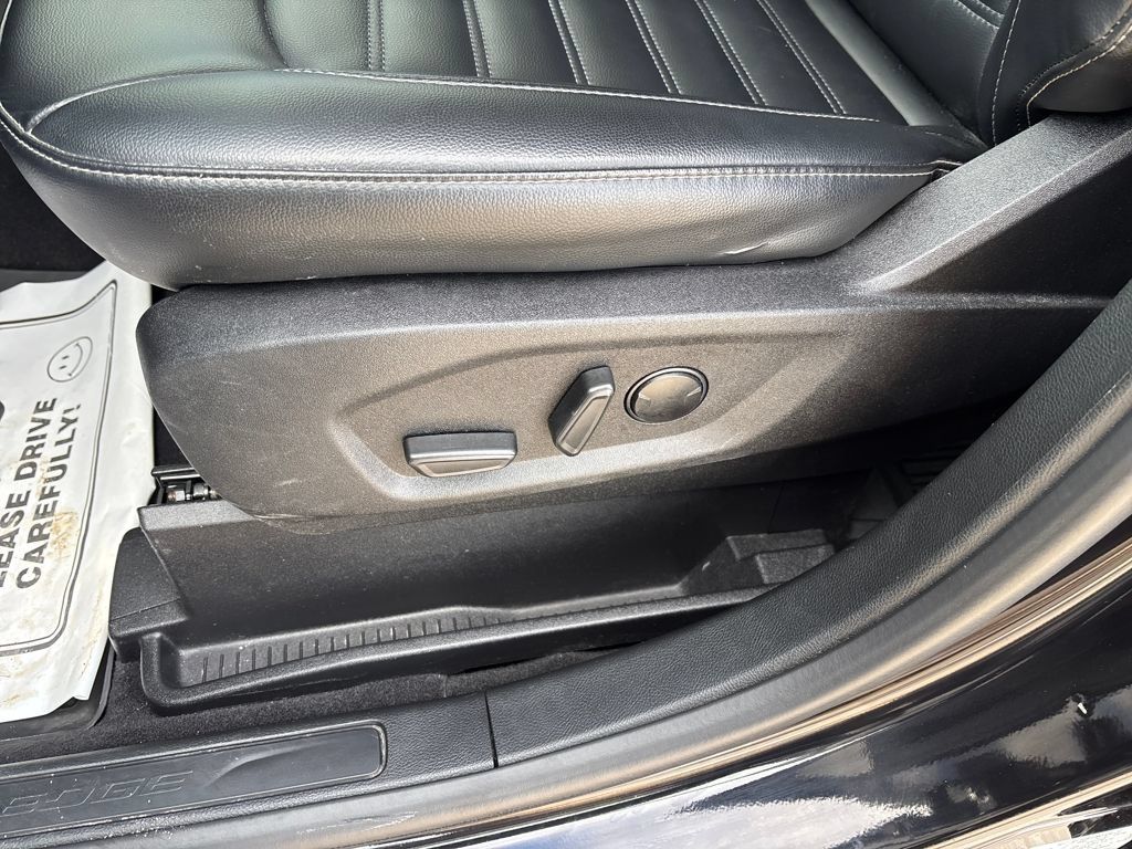 Used 2024 Ford Edge SEL w/ Convenience Package AWD/4WD image 23