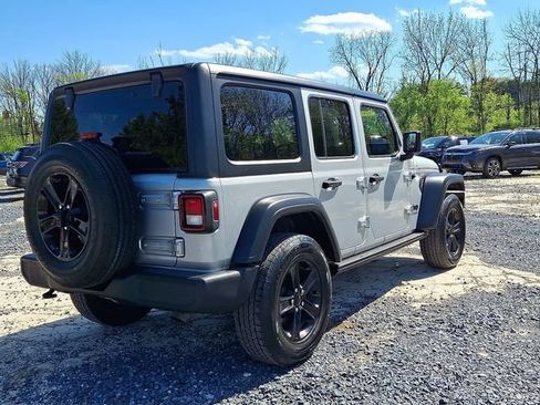 Used 2022 Jeep Wrangler Unlimited Sport AWD/4WD image 9