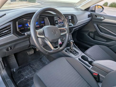Used 2024 Volkswagen Jetta S image 9
